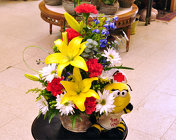 Bee Well Bouquet Upper Darby Polites Florist, Springfield Polites Florist