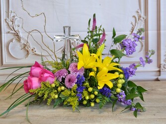 Crystal Cross Upper Darby Polites Florist, Springfield Polites Florist