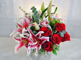 Mom's Favorite Upper Darby Polites Florist, Springfield Polites Florist